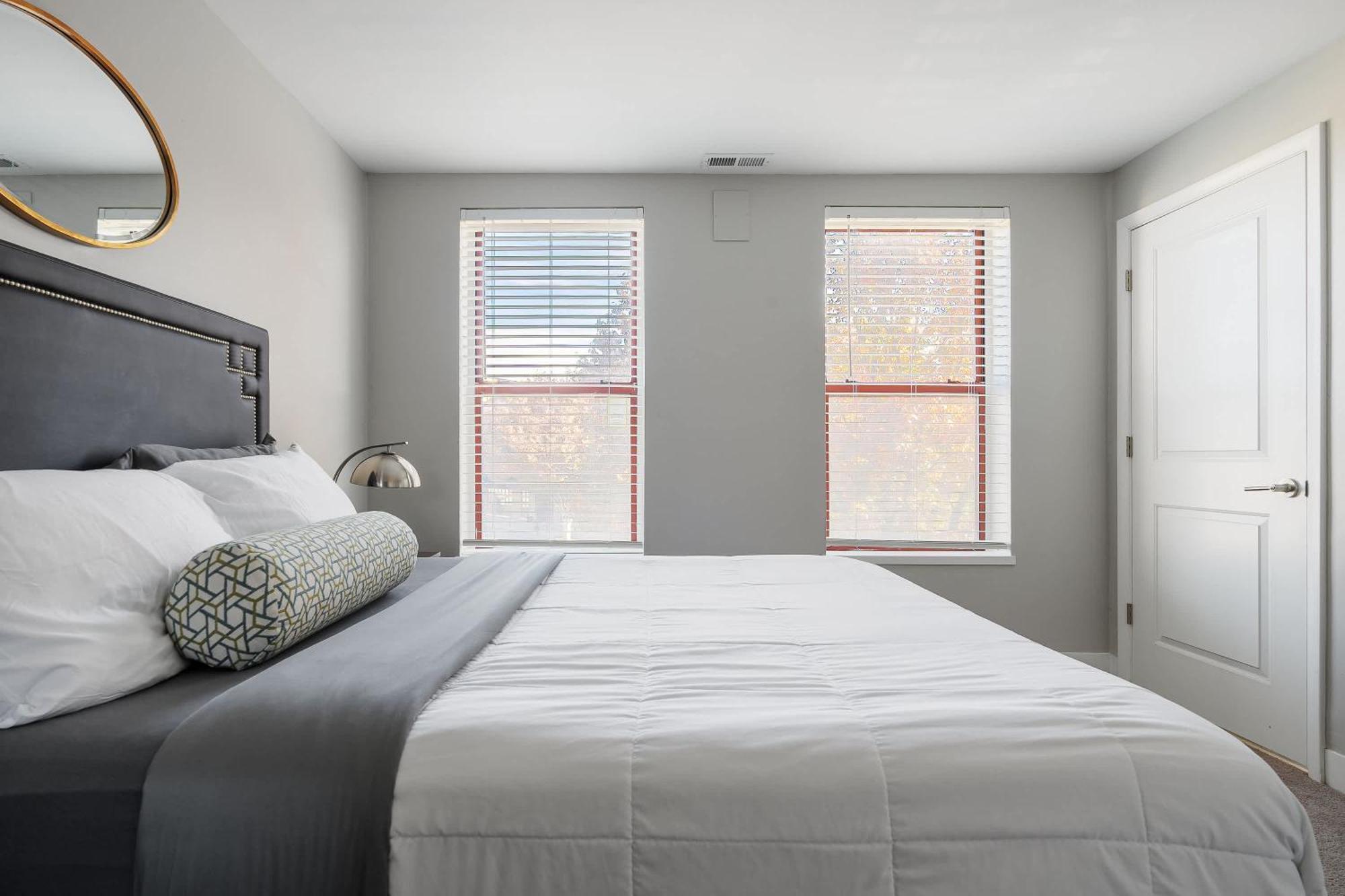 Modern Mass Ave 1Br Apartment With Kitchen Indianapolis Bagian luar foto