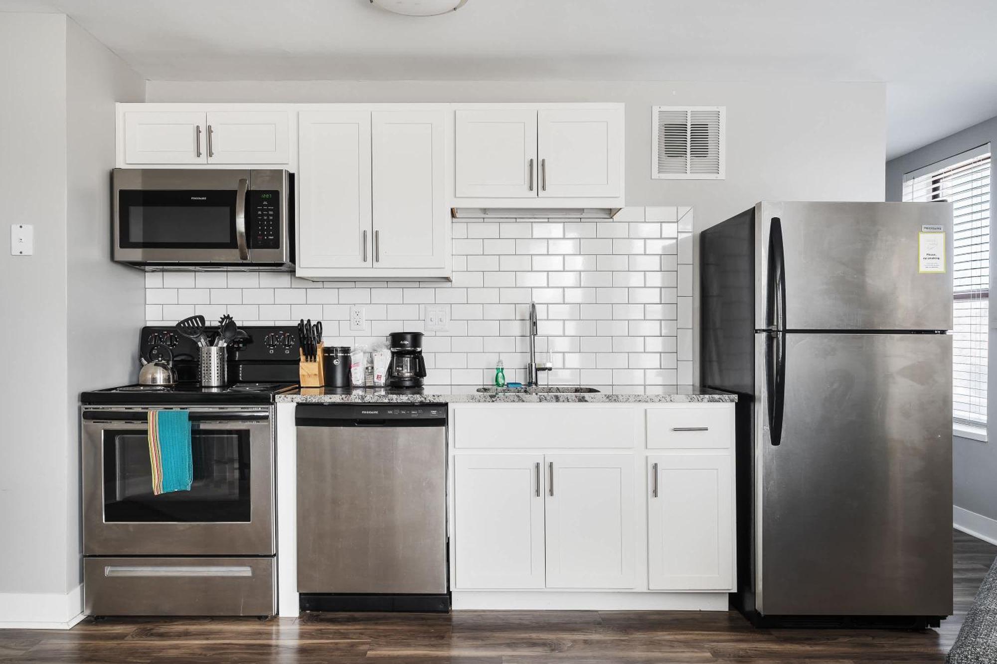 Modern Mass Ave 1Br Apartment With Kitchen Indianapolis Bagian luar foto