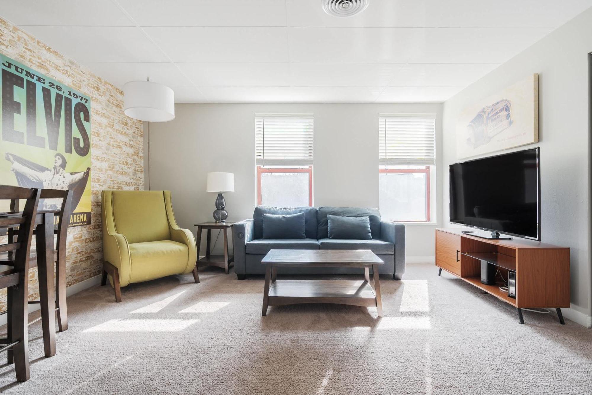 Modern Mass Ave 1Br Apartment With Kitchen Indianapolis Bagian luar foto