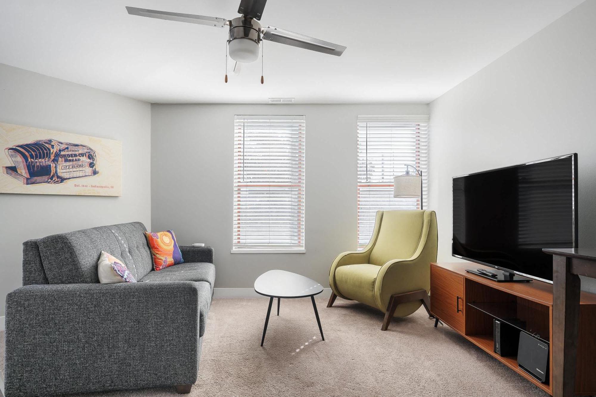 Modern Mass Ave 1Br Apartment With Kitchen Indianapolis Bagian luar foto