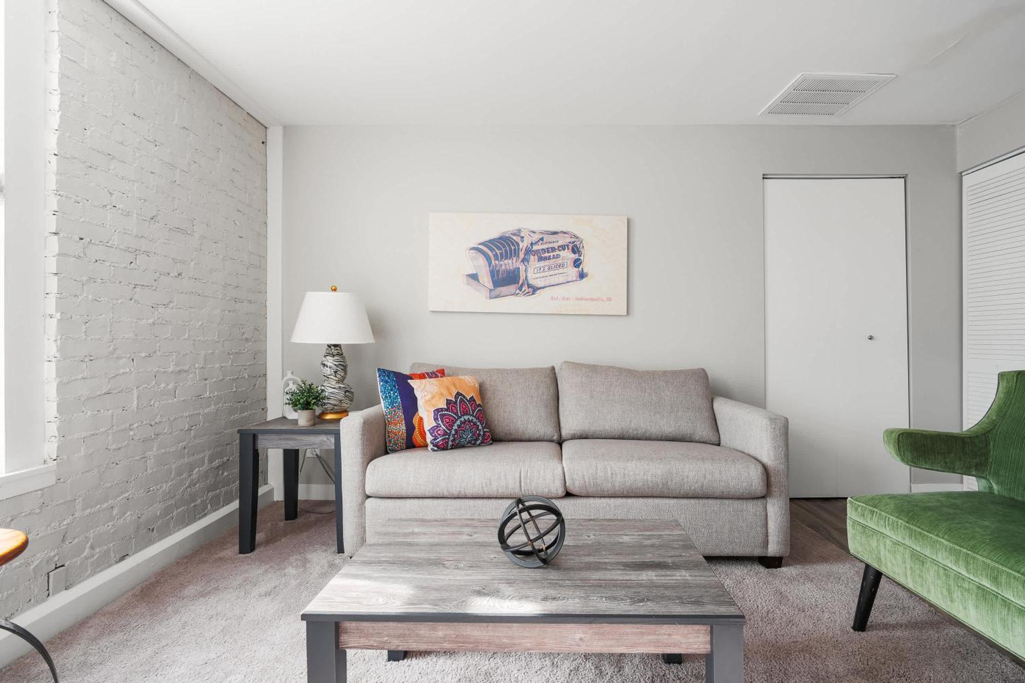 Modern Mass Ave 1Br Apartment With Kitchen Indianapolis Bagian luar foto